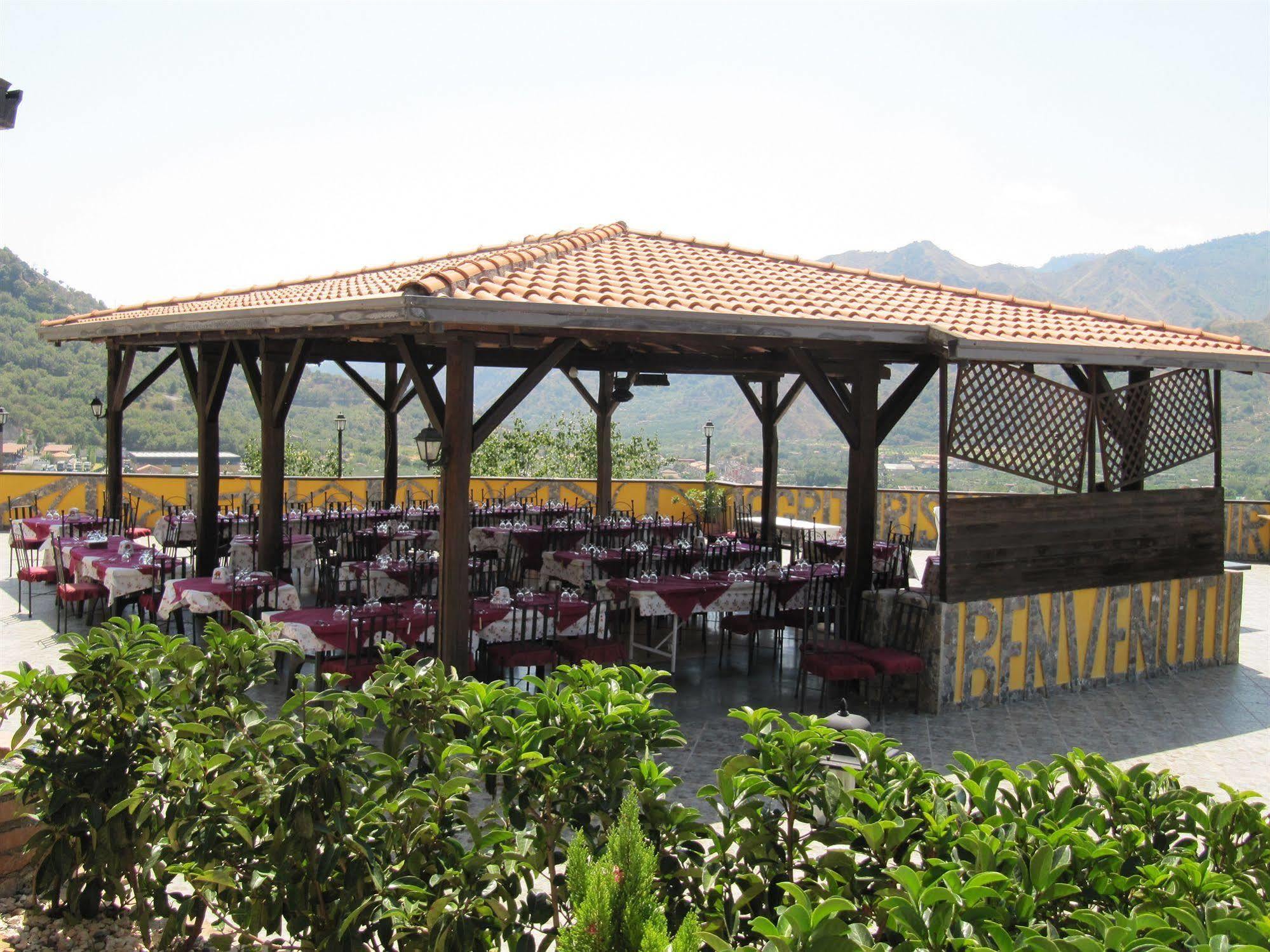 Agriturismo Ghiritina Francavilla di Sicilia Exterior photo